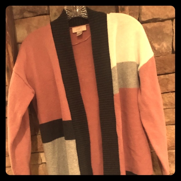 3/$10 Loft Cardigan - Picture 2 of 3